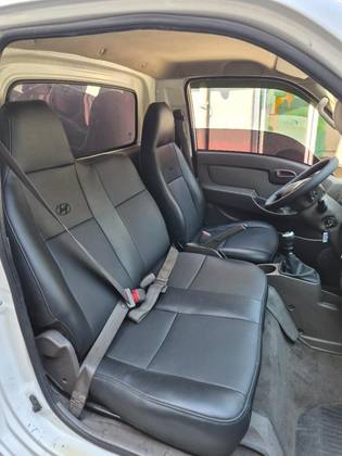 HYUNDAI HR 2.5 LONGO COM CAÇAMBA 4X2 16V 130CV TURBO INTERCOOLER DIESEL 2P MANUAL